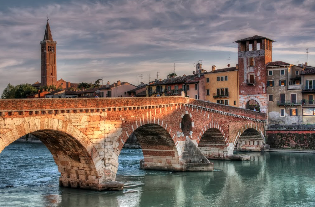 Ponte Pietra